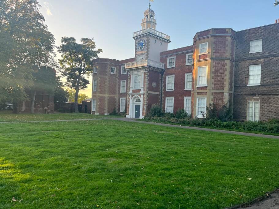 Castle Court Apartment Londra Dış mekan fotoğraf